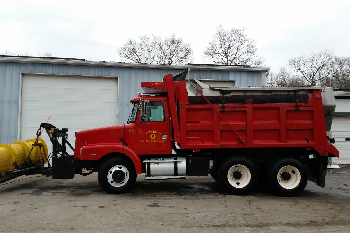 Truck #47 Volvo Ten-Wheeler